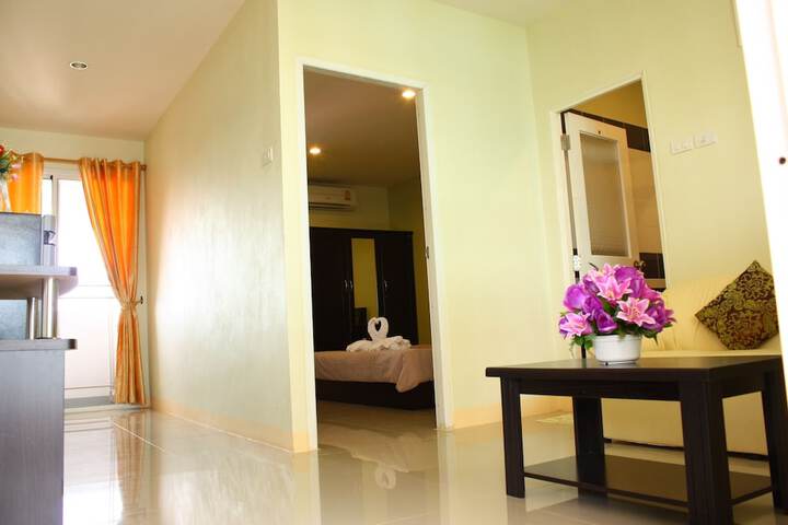 Room 33 of 51