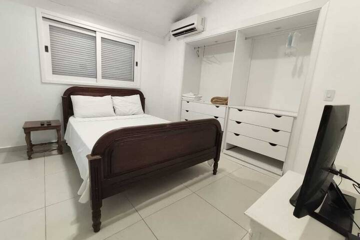 Room 11 of 41