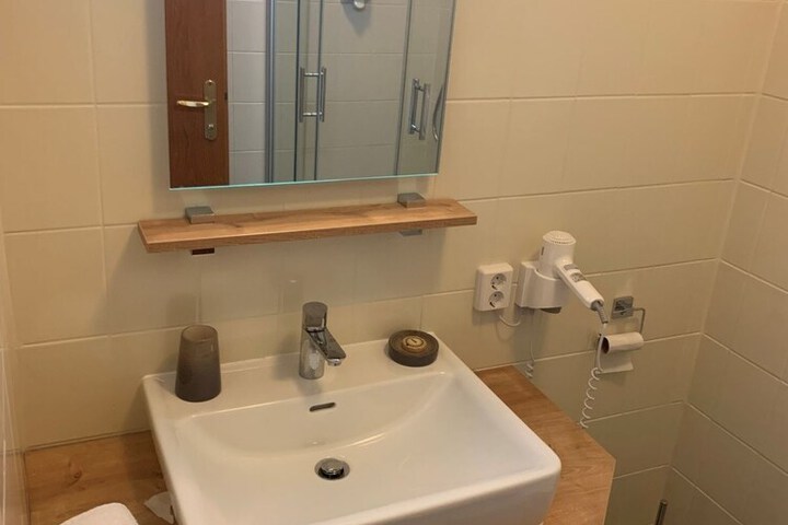 Room 12 of 51