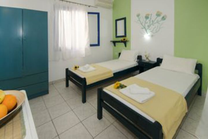 Room 27 of 58