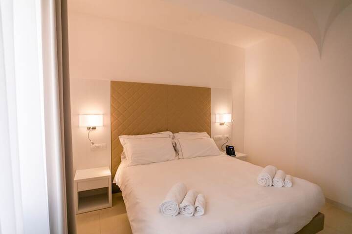 Room 9 of 75