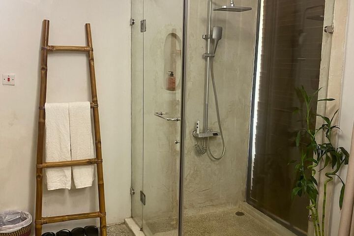 Room 87 of 151