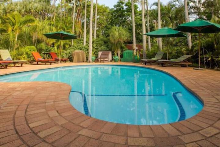 Pool 12 of 17