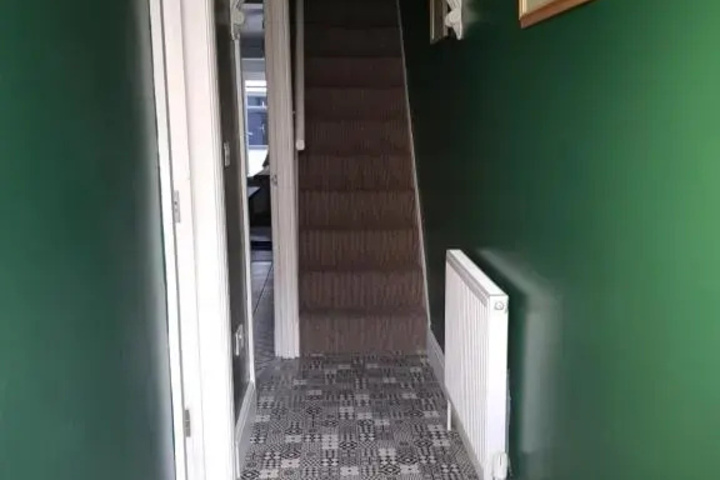 Room 11 of 14
