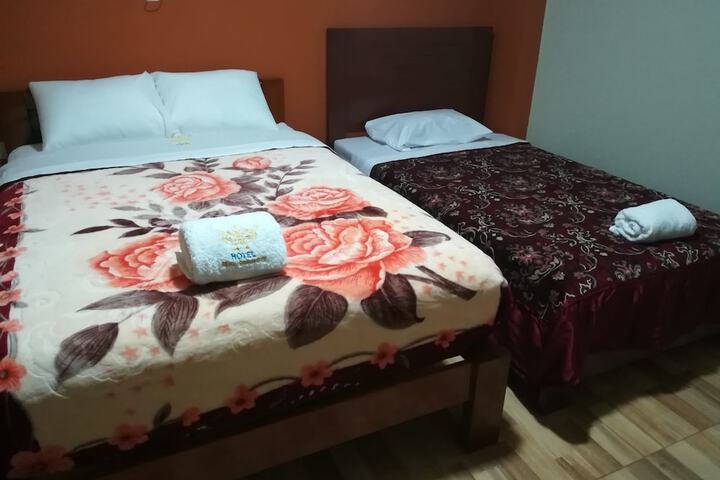 Room 11 of 120