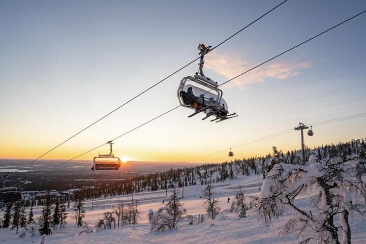 Outdoor Activities 124 of 132