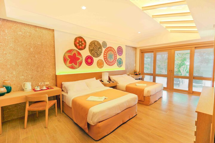 Room 15 of 68