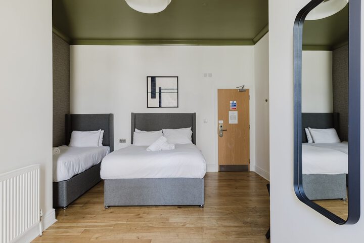 Room 90 of 135