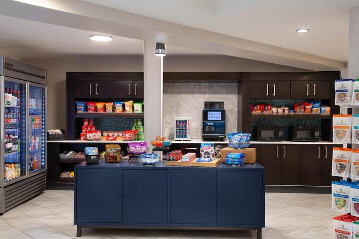 Snack bar