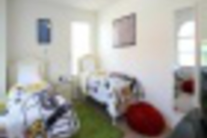Room 75 of 299