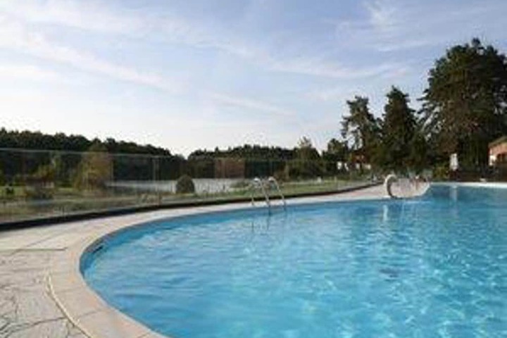 Pool 8 of 18