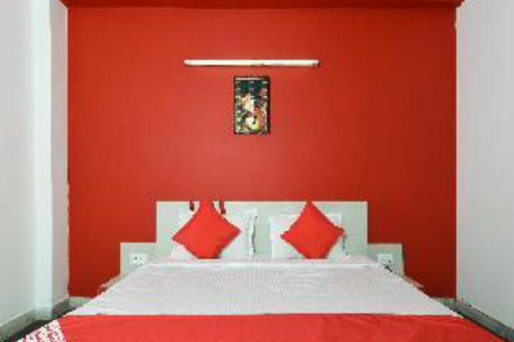 Room 16 of 20