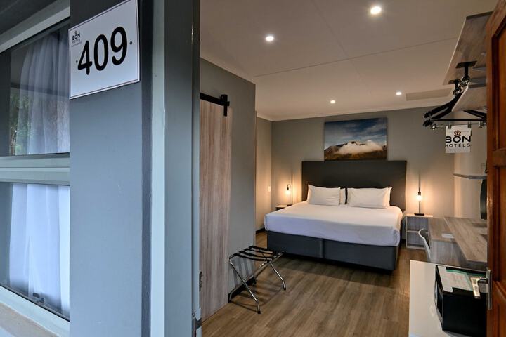 Room 7 of 69
