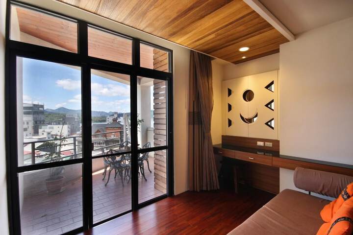 Hotel Interior 11 of 137