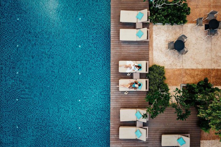 Pool 34 of 157