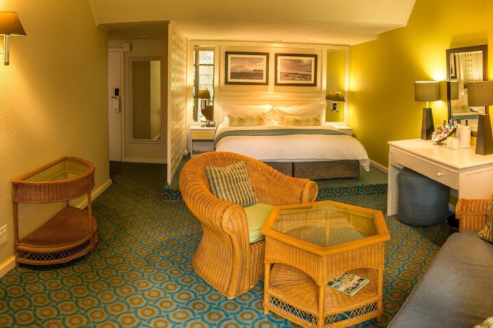 Room 8 of 50