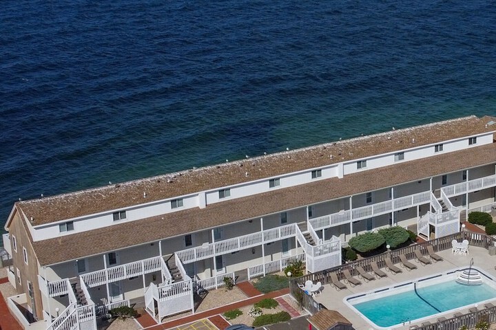 Hotel 105 of 110