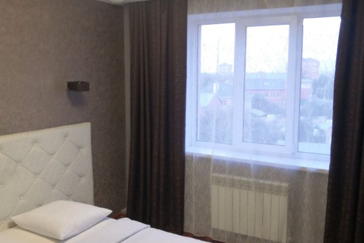 METROTEL HOTEL