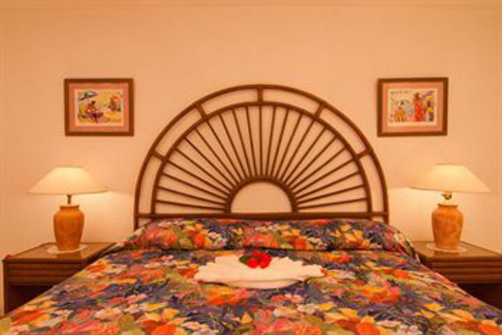 Room 16 of 36