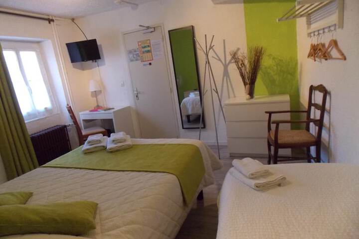 Room 11 of 53