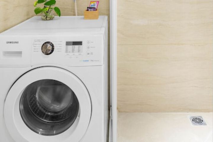 Room 14 of 24