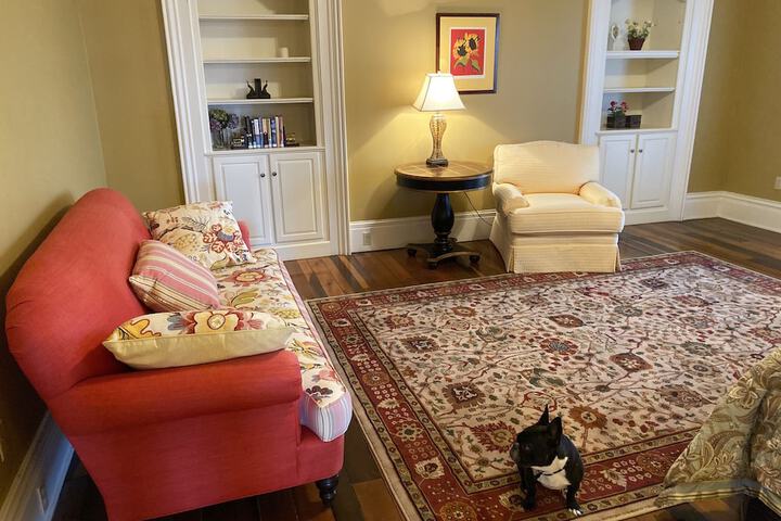 Room 2 of 40