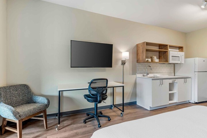 Room 14 of 34