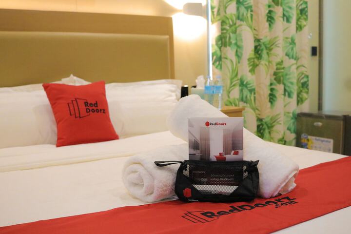 Room 3 of 19