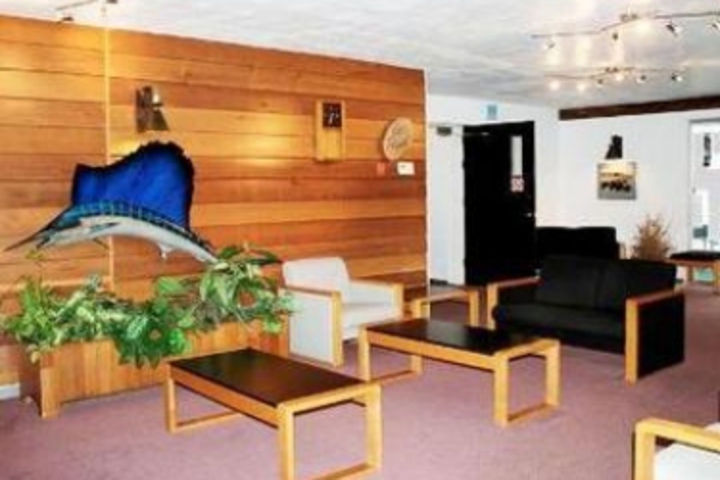 Room 4 of 10