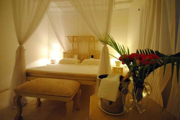 Room 7 of 30