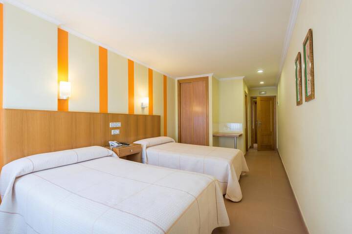 Room 4 of 47