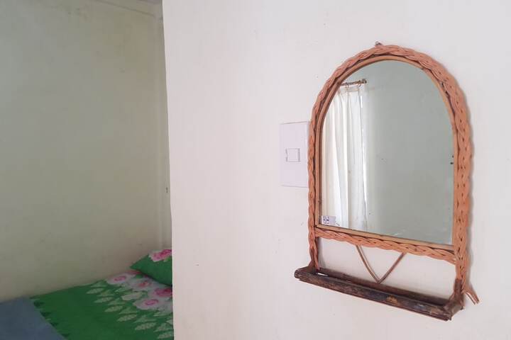 Room 8 of 29