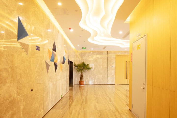 Hotel 57 of 67