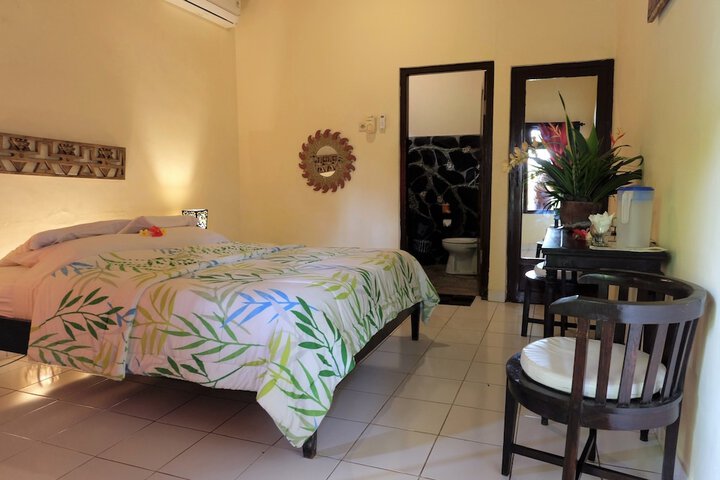 Room 9 of 68