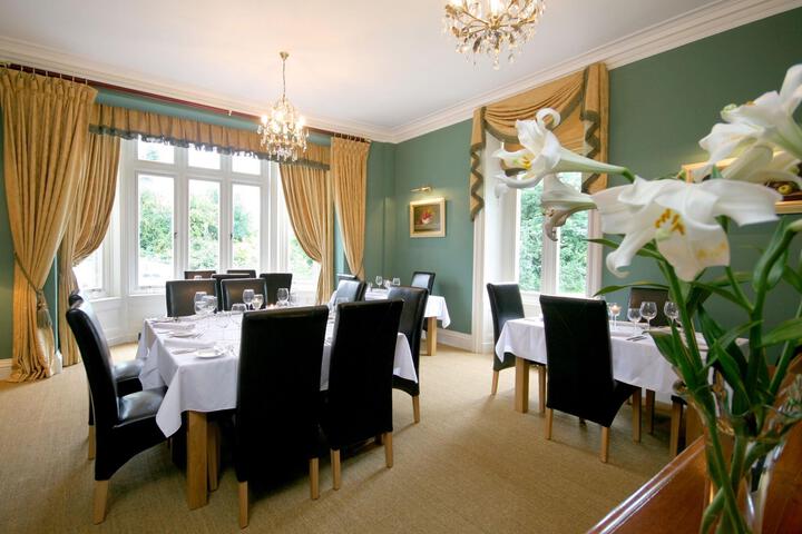 Dining 82 of 118