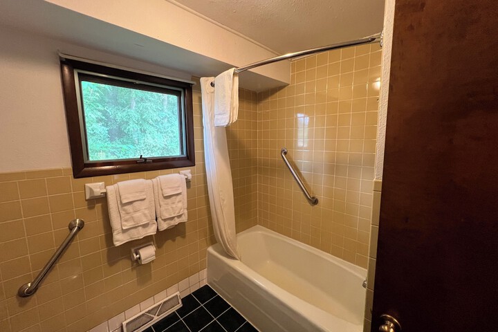 Room 130 of 180