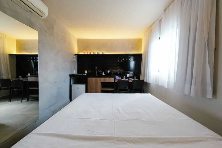 Room 46 of 143