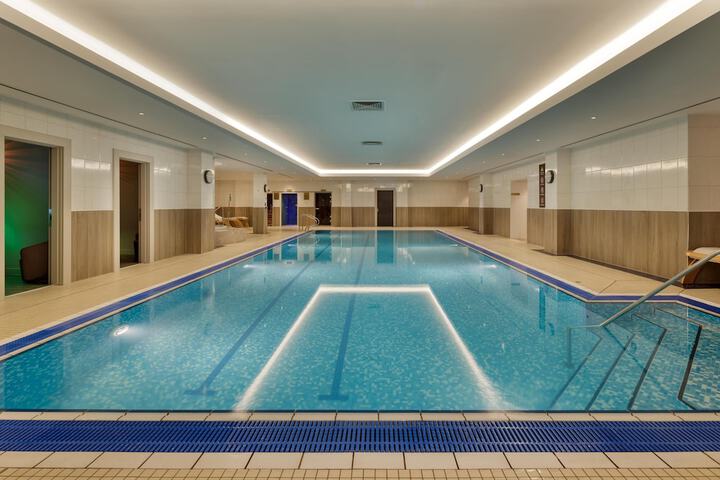Pool 84 of 158