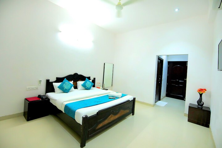 Room 29 of 48