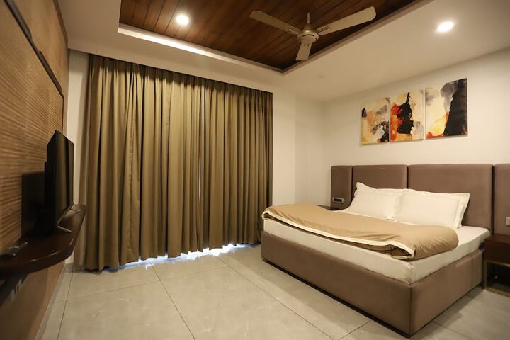 Room 15 of 58