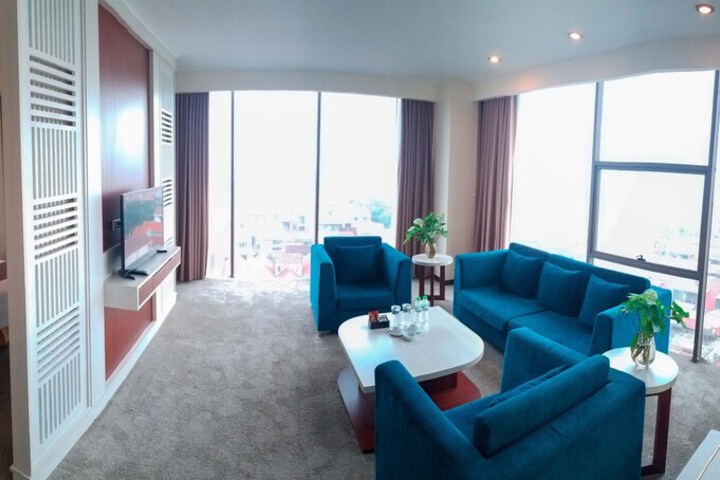 Room 17 of 111