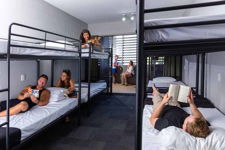 Room 5 of 71
