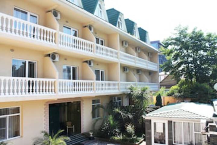 Hotel 3 of 10