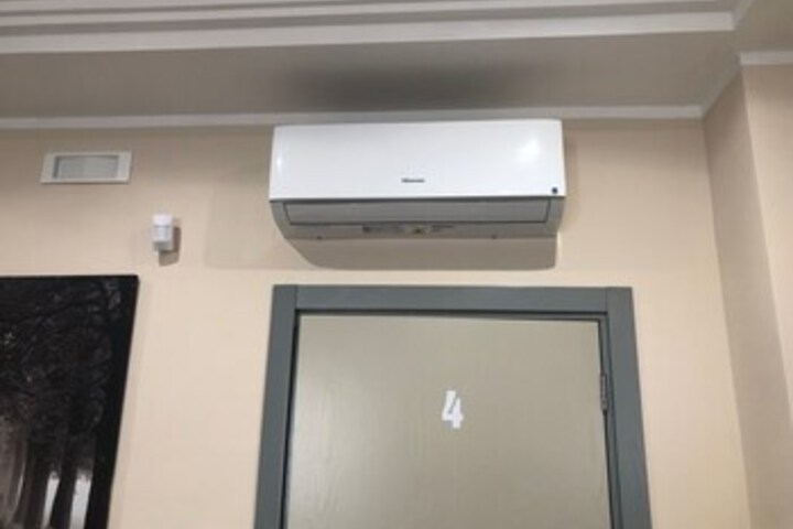 Room 76 of 82