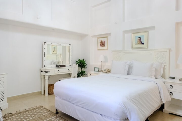 Room 25 of 110