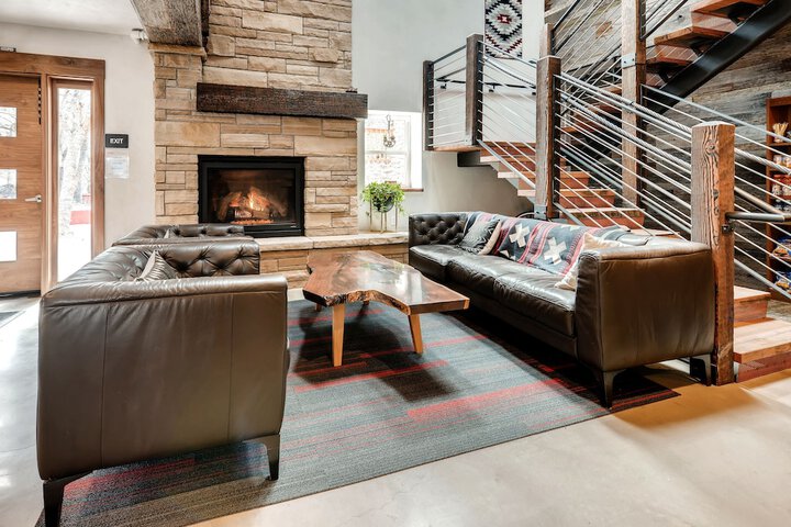 Hotel Interior 6 of 137