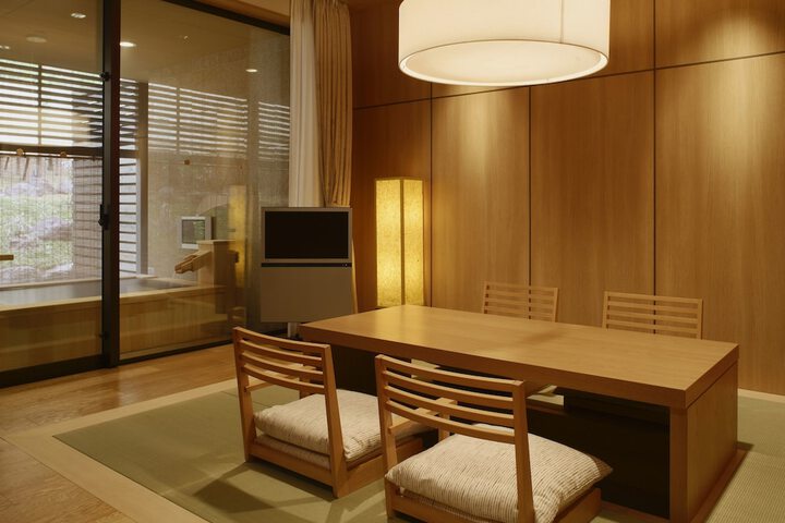 Room 14 of 29