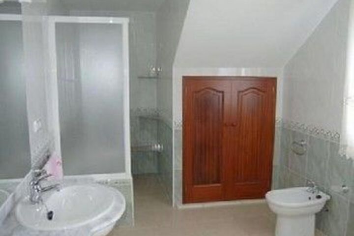 Room 3 of 24