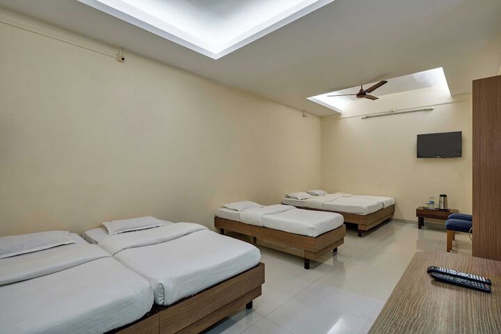 Room 8 of 54