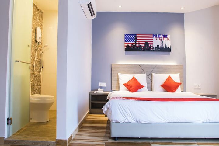Room 10 of 44